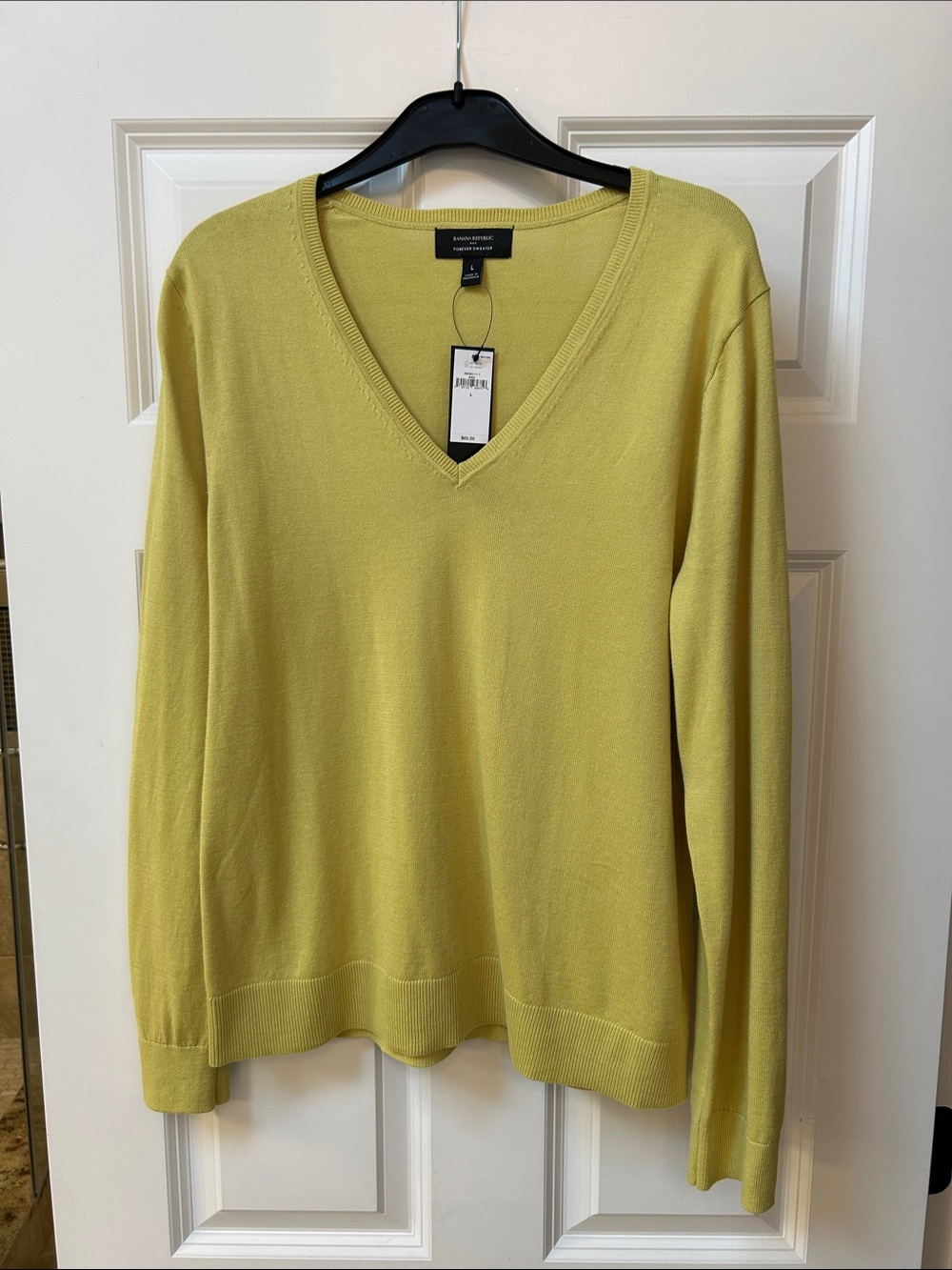 Banana Republic Yellow-Green V-Neck Sweater